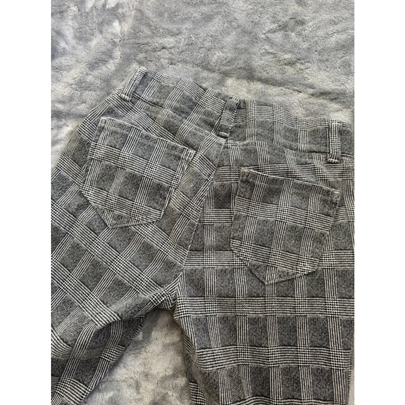 Amazon Essentials XS Short Pull On Work Pants with Real Belt Loop and Pockets - Picture 7 of 8